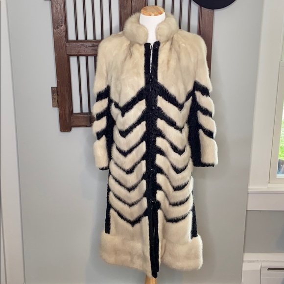 Robinson’s California Jackets & Blazers - VINTAGE ROBINSONS CALIFORNIA MINK/LAMB CHEVRON 6